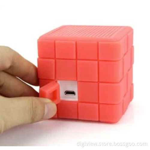 Portable mini CSR4.0 Bluetooth speaker
